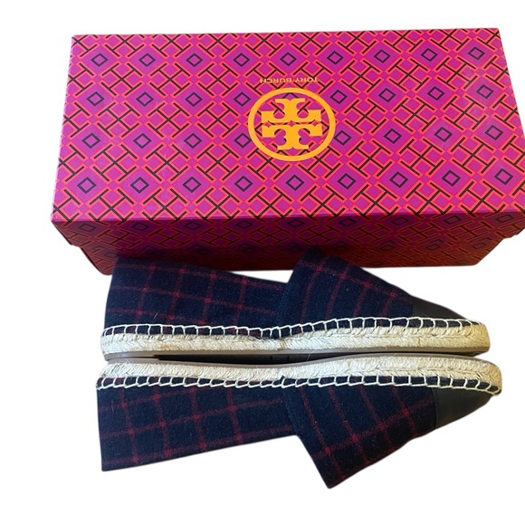 Tory Burch Color Block Wool
Espadrille Flats - Picture 3 of 4